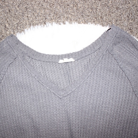 SOLD waffle knit layered lace boutique top - Picture 7 of 7